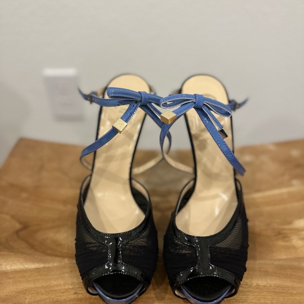 Beautiful heels never worn just tried on at home